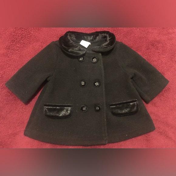 Starting out black velour coat - Picture 1 of 4